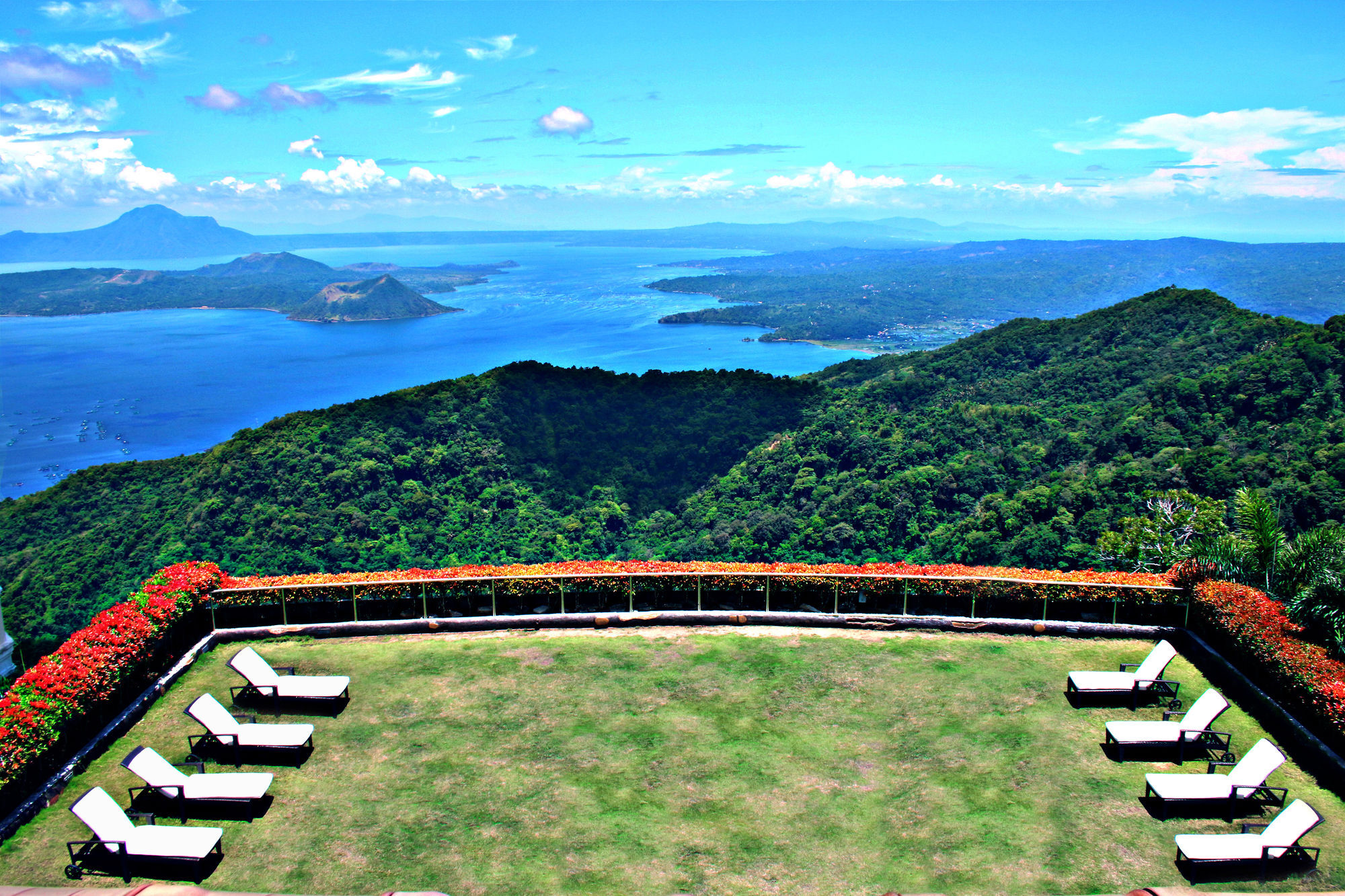 The Lake Hotel Tagaytay Tagaytay City Extérieur photo