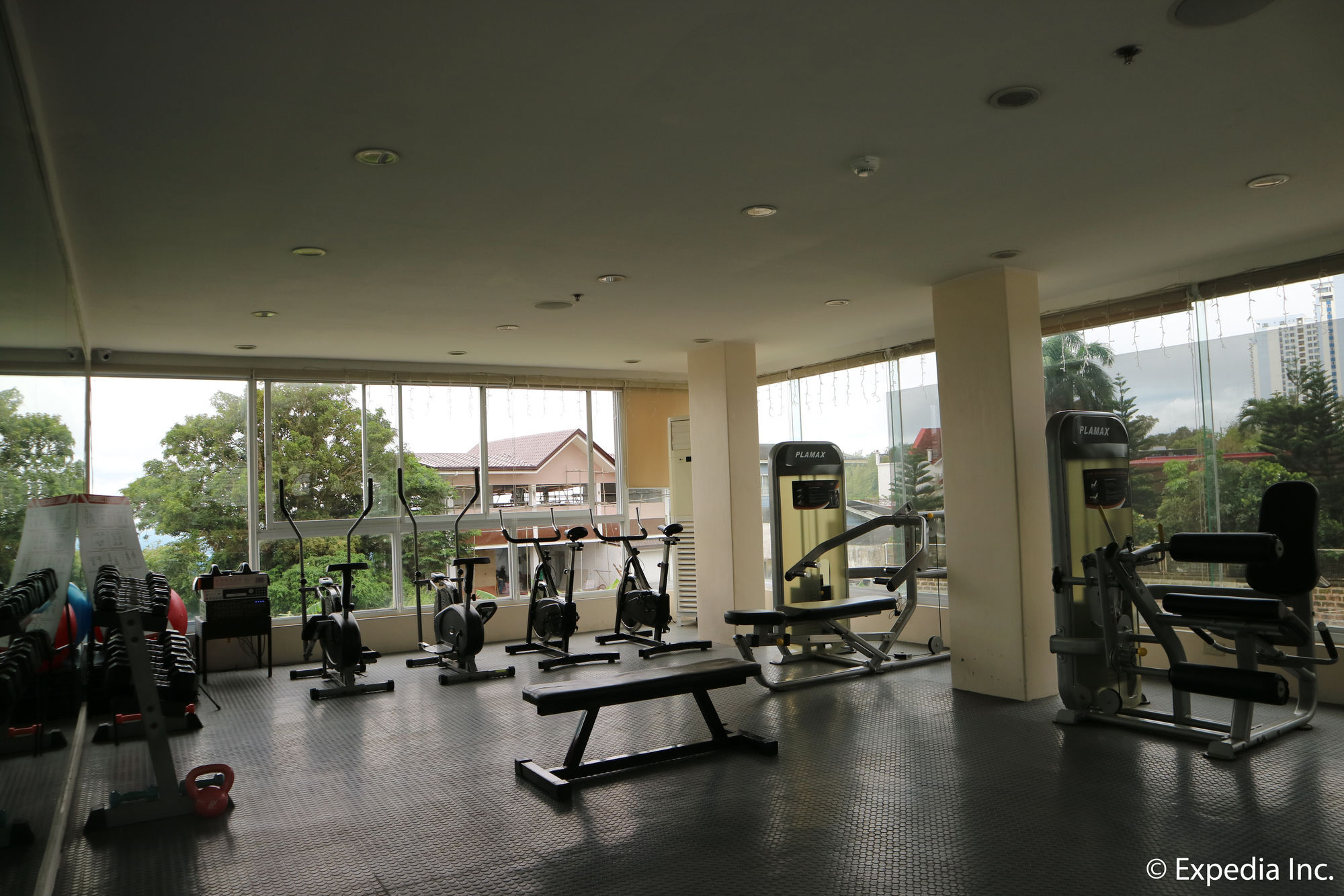 The Lake Hotel Tagaytay Tagaytay City Extérieur photo